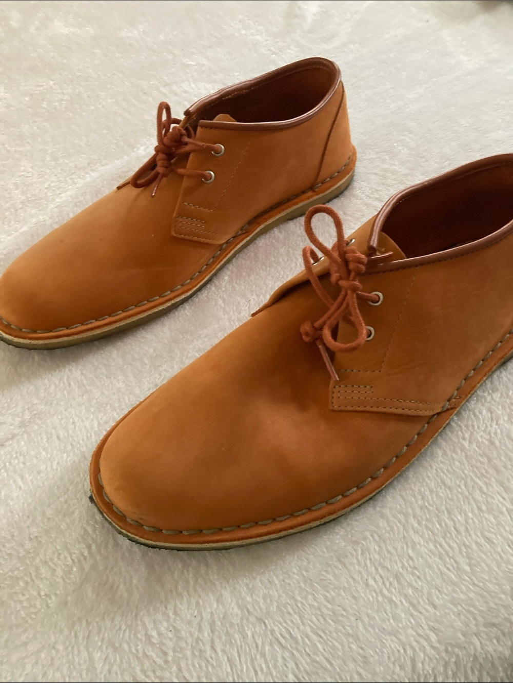 Clarks Men's Chestnut Leather Chukka Boots size 10 M